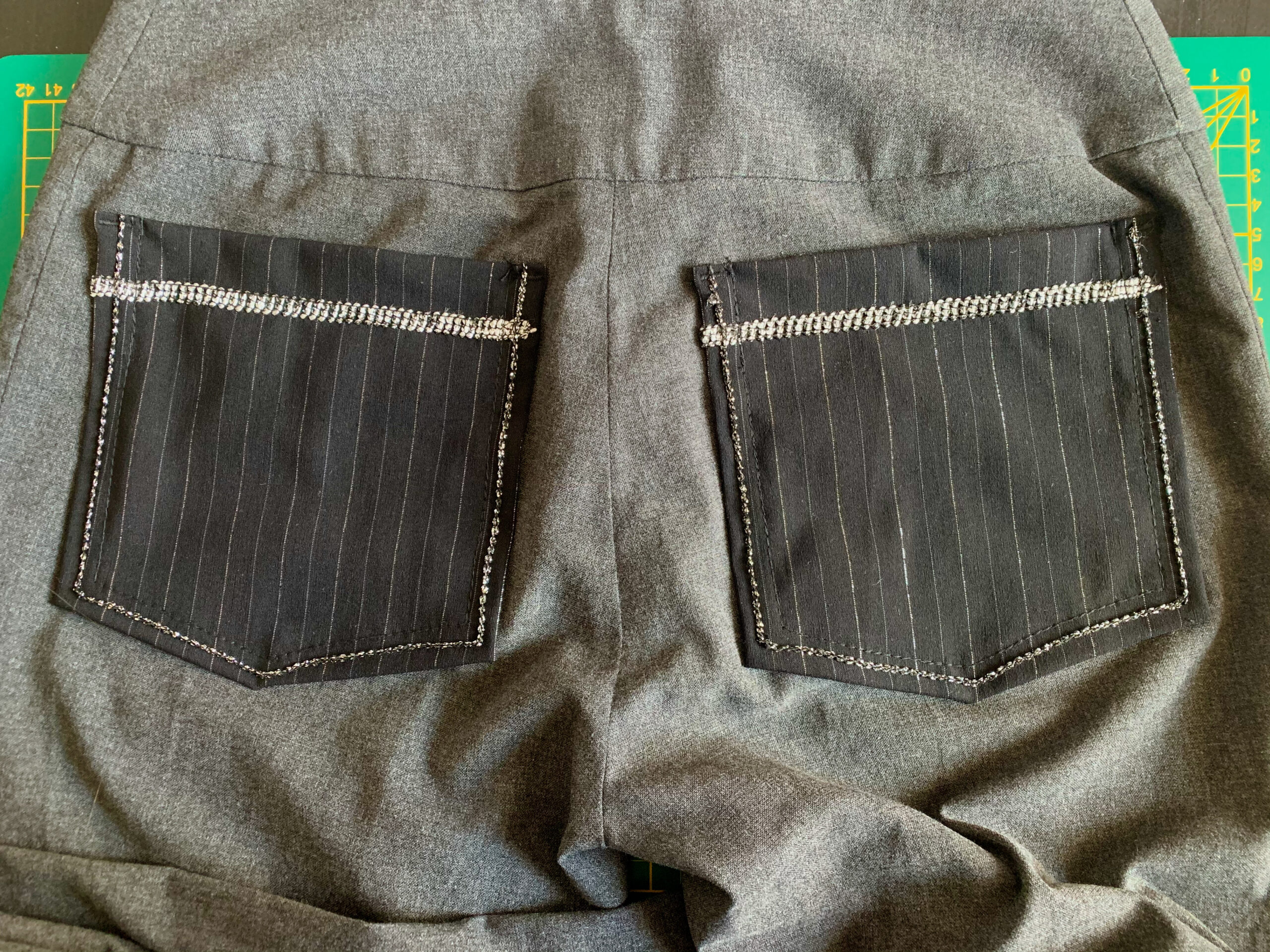 Ajouter des poches sur un pantalon | MLC-Couture